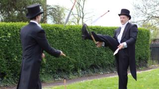 Gentlemen knife jugglers