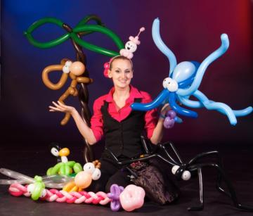Children's Balloon model performers