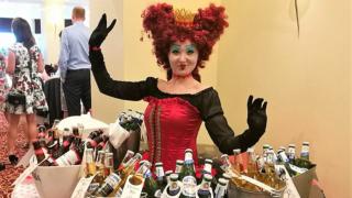 Alice in Wonderland theme: The Red Queen Living Table